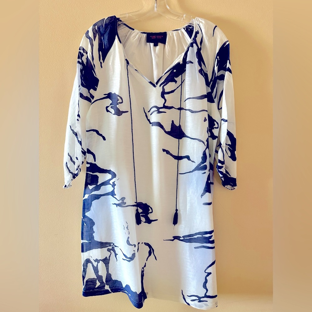 Women dress